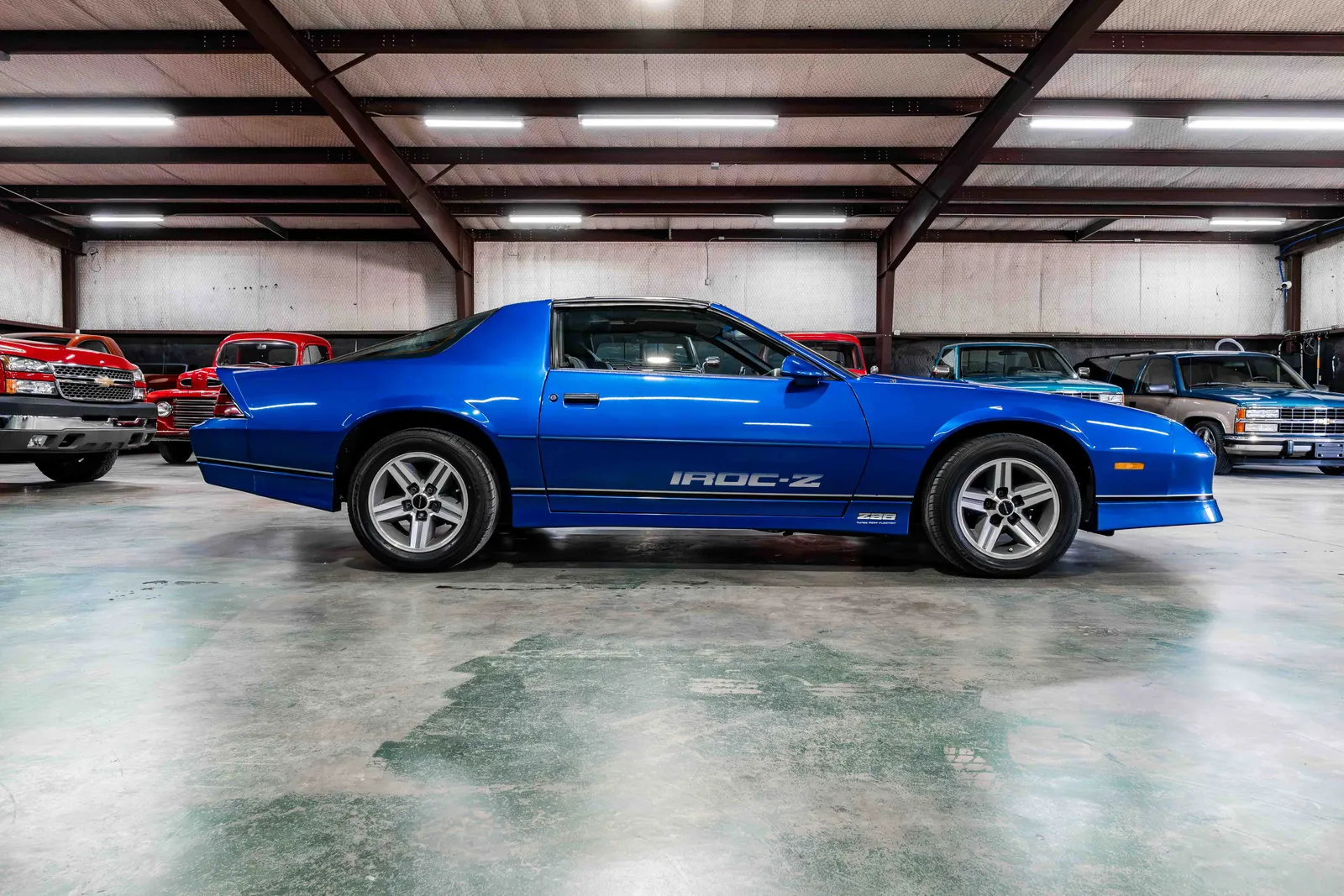 1986-Chevrolet-Camaro-Bright Blue Metallic-141804-38.jpg